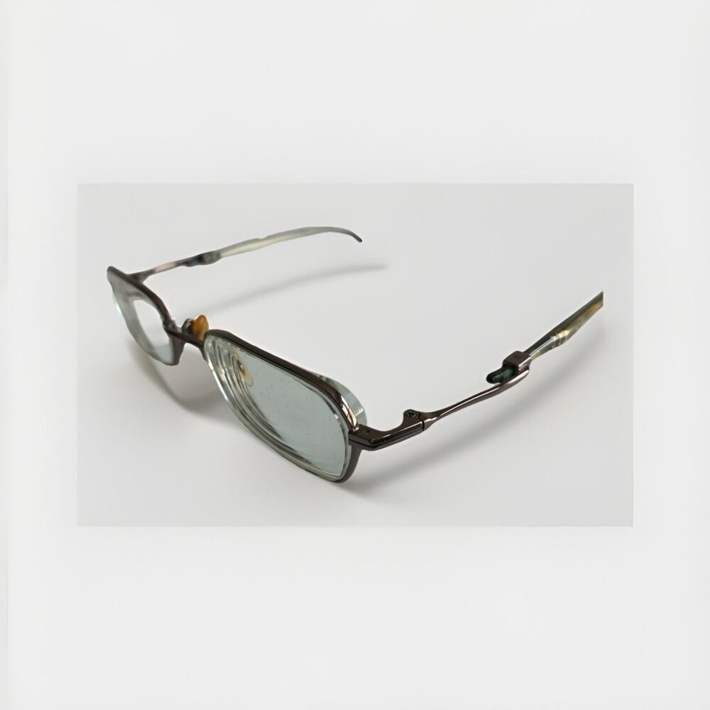 Vintage-style Capri Peachtree 7729 silver metal eyeglasses